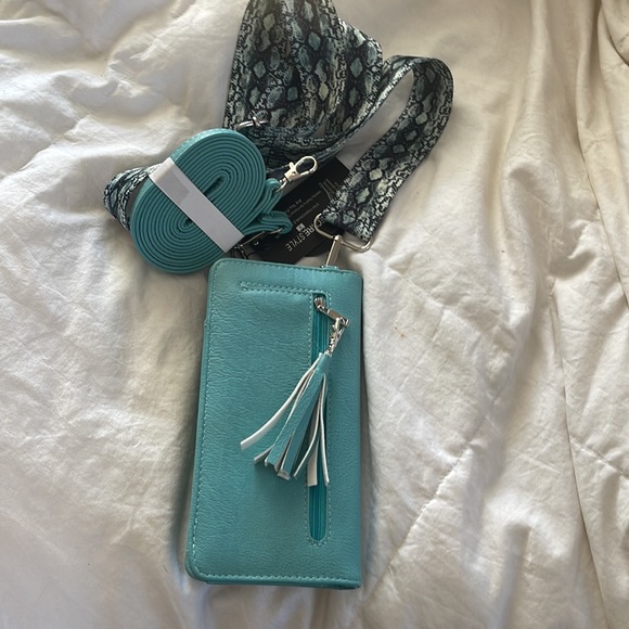 Brand new K. Carroll crossbody - Picture 3 of 4